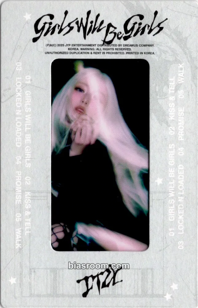 Yuna Girls Will Be Girls Photocard - ITZY - ITZY K-pop photocard