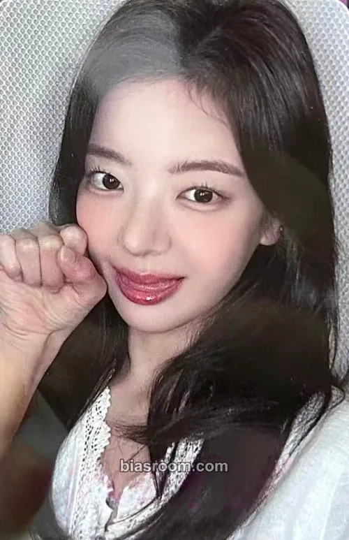 Lia Girls Will Be Girls Photocard - ITZY - ITZY K-pop photocard