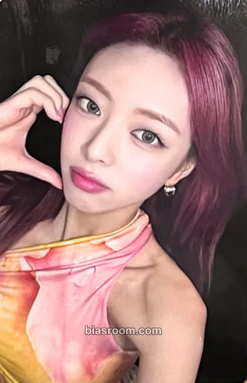 Yuna Girls Will Be Girls Photocard - ITZY - ITZY K-pop photocard