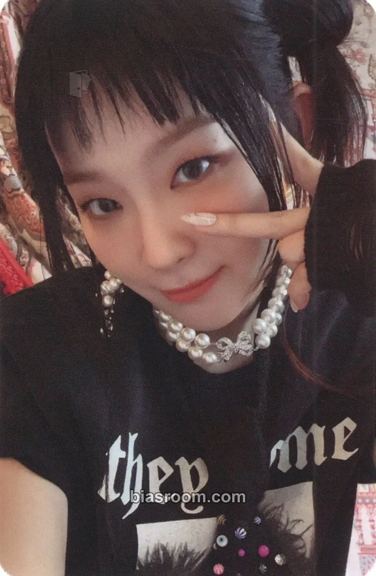 Seulgi The ReVe Festival 2022 – Birthday Photocard - Red Velvet - Red Velvet K-pop photocard