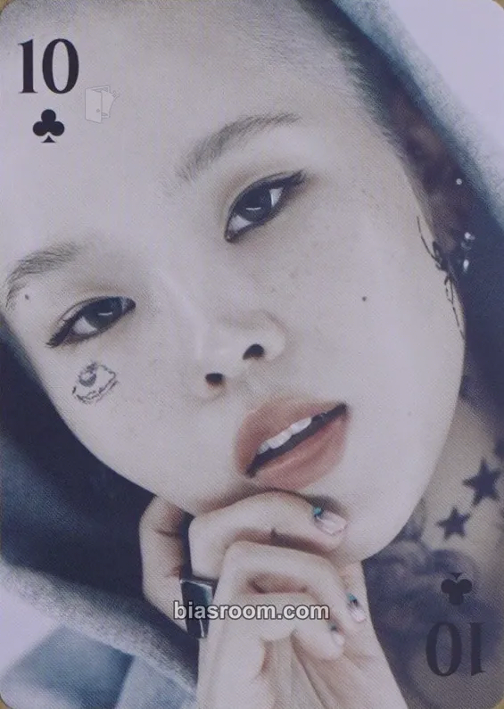 COCONA 2026 Season’s Greetings Photocard - XG - XG K-pop photocard