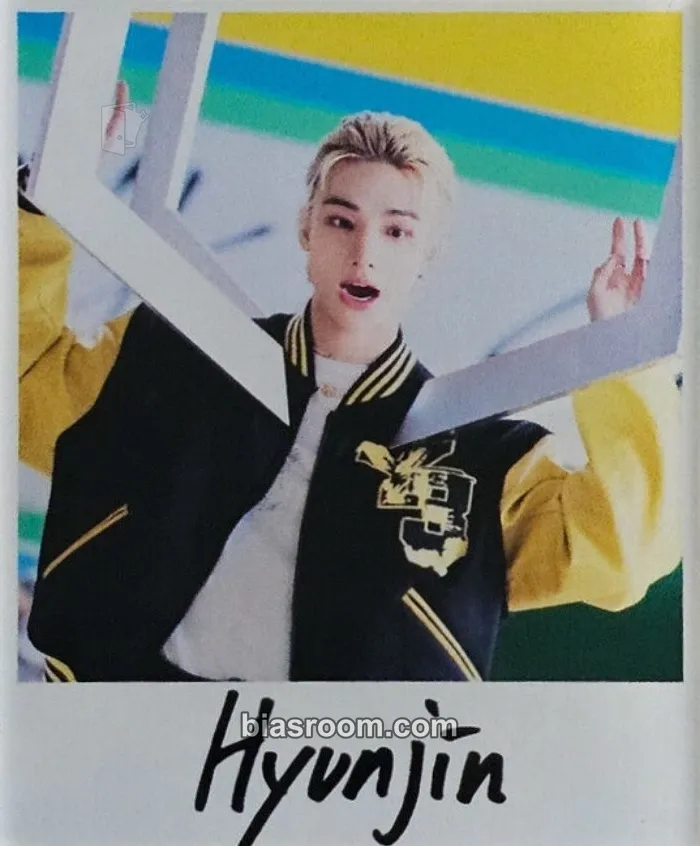 Hyunjin SKZ Toy World-Fan Connecting 2024 Photocard - Stray Kids - Stray Kids K-pop photocard