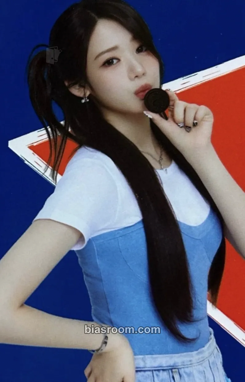 Rora OREO x BABYMONSTER Photocard - BABYMONSTER - BABYMONSTER K-pop photocard