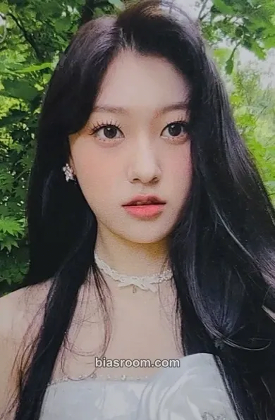 Choerry Flip That Photocard - LOONA - LOONA K-pop photocard