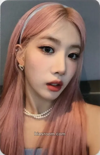 Kim Lip Flip That Photocard - LOONA - LOONA K-pop photocard