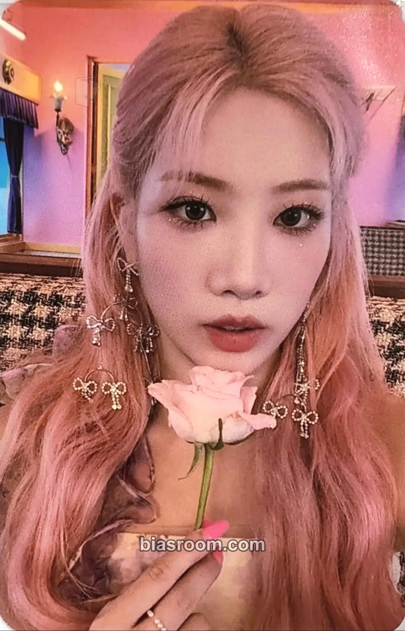 Kim Lip Flip That Photocard - LOONA - LOONA K-pop photocard