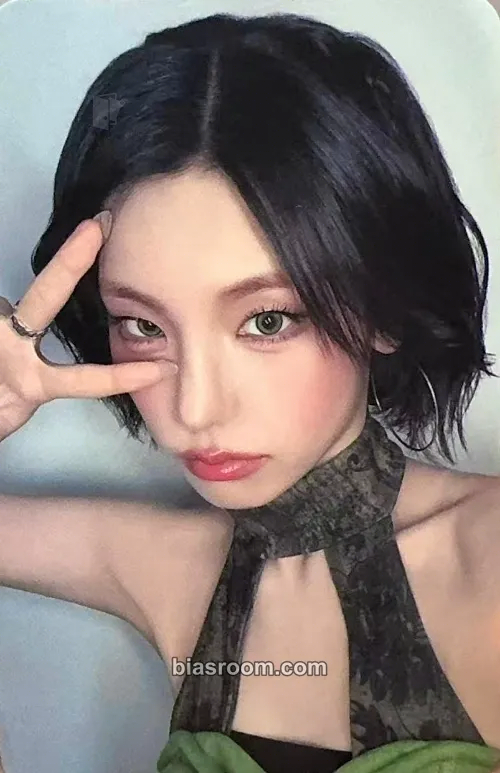 Yeji Girls Will Be Girls Photocard - ITZY - ITZY K-pop photocard