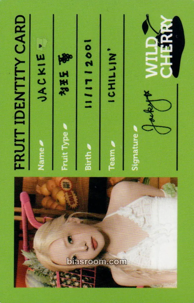 Jackie Wild Cherry Photocard - ICHILLIN’ - ICHILLIN’ K-pop photocard