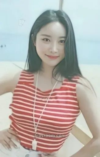 Minyoung Summer Queen Photocard - BBGIRLS - BBGIRLS K-pop photocard