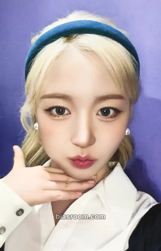 Haewon Blue Valentine Photocard - NMIXX - NMIXX K-pop photocard