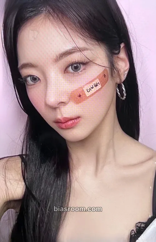 Lia Girls Will Be Girls Photocard - ITZY - ITZY K-pop photocard