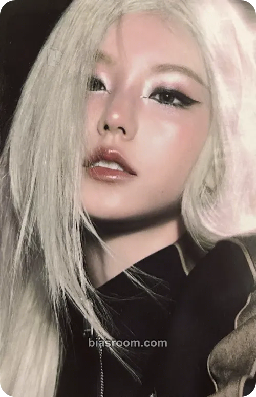 Yeji Girls Will Be Girls Photocard - ITZY - ITZY K-pop photocard