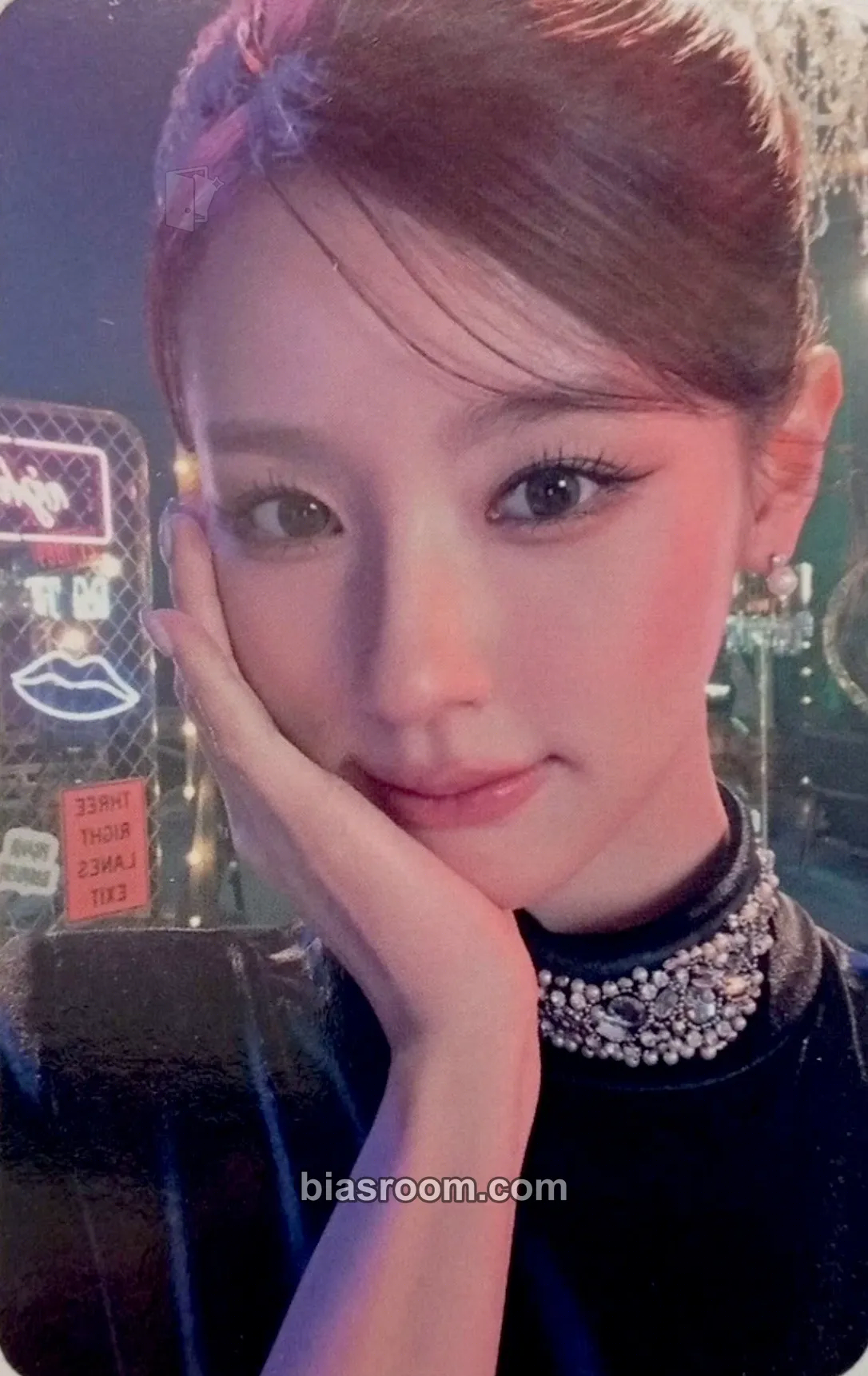 Miyeon (G)I-DLE x Frank Burger Photocard - i-dle - i-dle K-pop photocard
