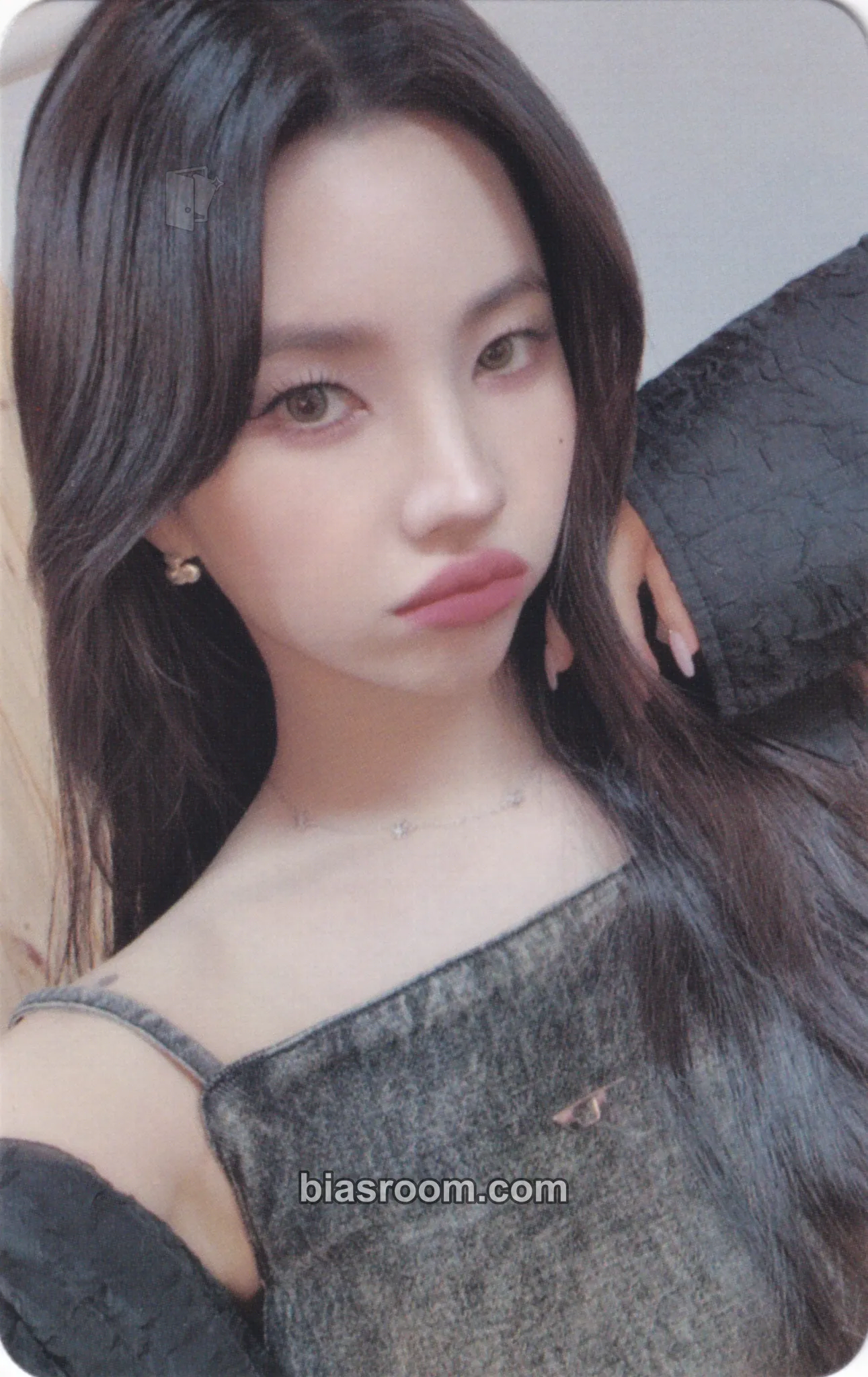 Soyeon (G)I-DLE x Frank Burger Photocard - i-dle - i-dle K-pop photocard