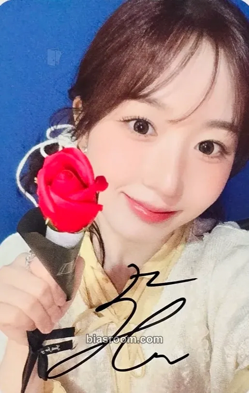 Haewon Fe3O4: FORWARD Photocard - NMIXX - NMIXX K-pop photocard