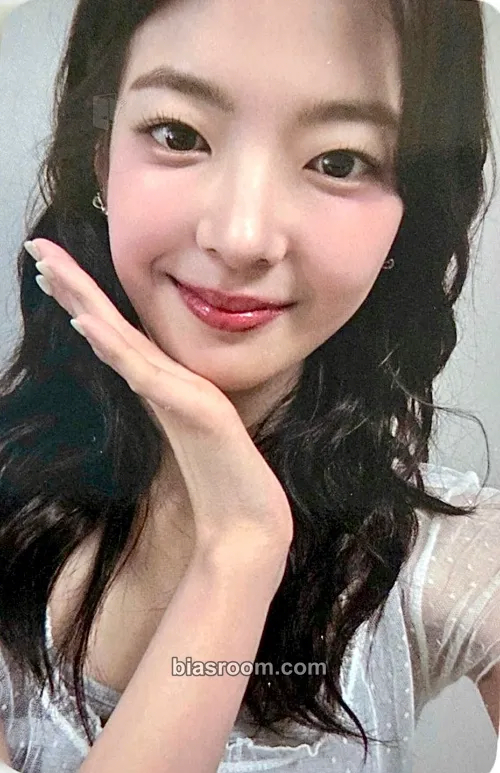 Lia Girls Will Be Girls Photocard - ITZY - ITZY K-pop photocard
