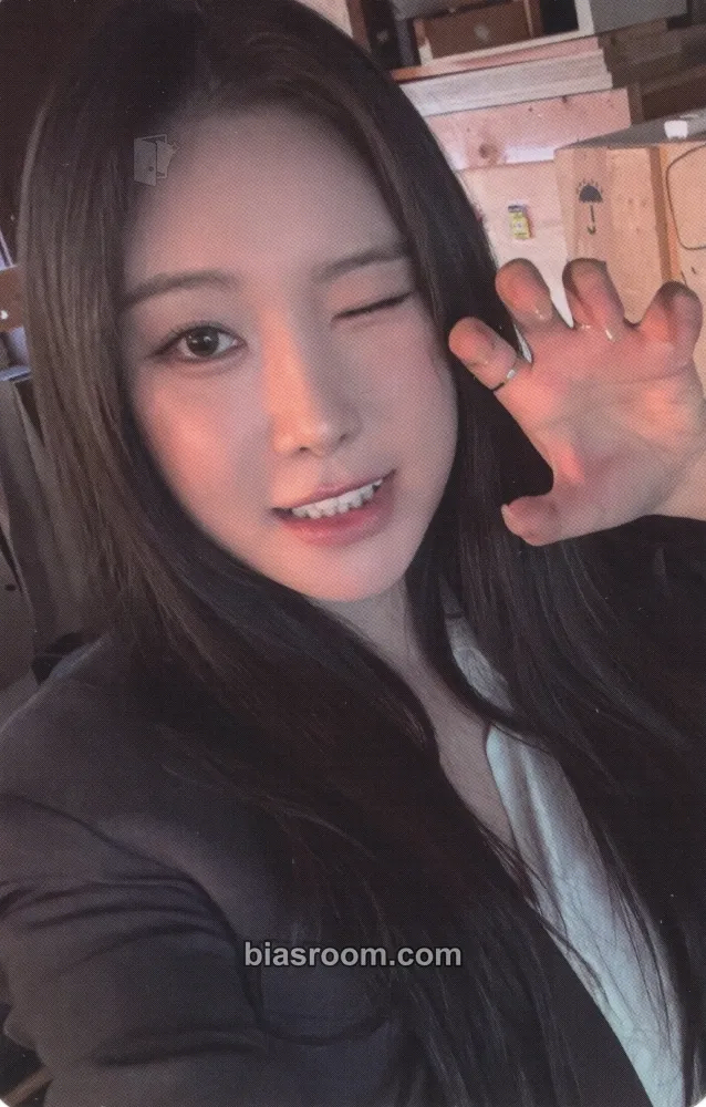 Minyoung Love 2 Photocard - BBGIRLS - BBGIRLS K-pop photocard