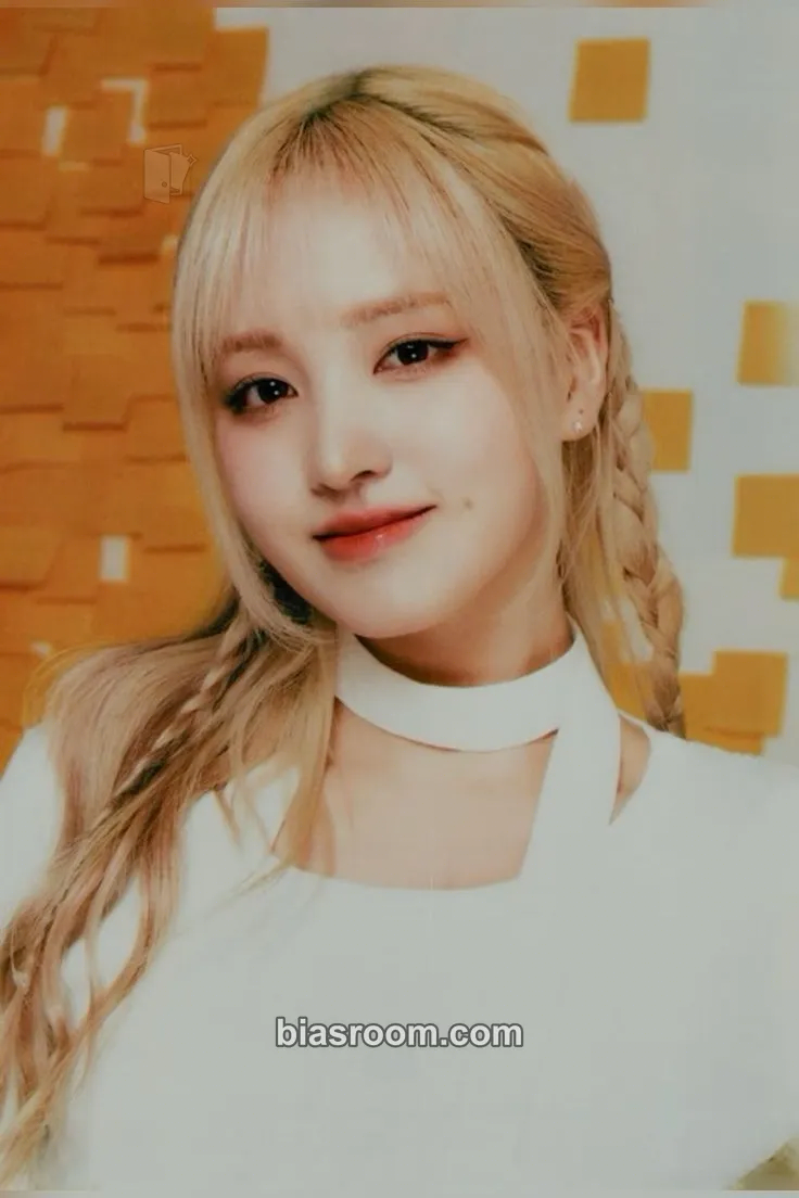 Liz Magazine IVE: 2nd Fanmeeting Photocard - IVE - IVE K-pop photocard
