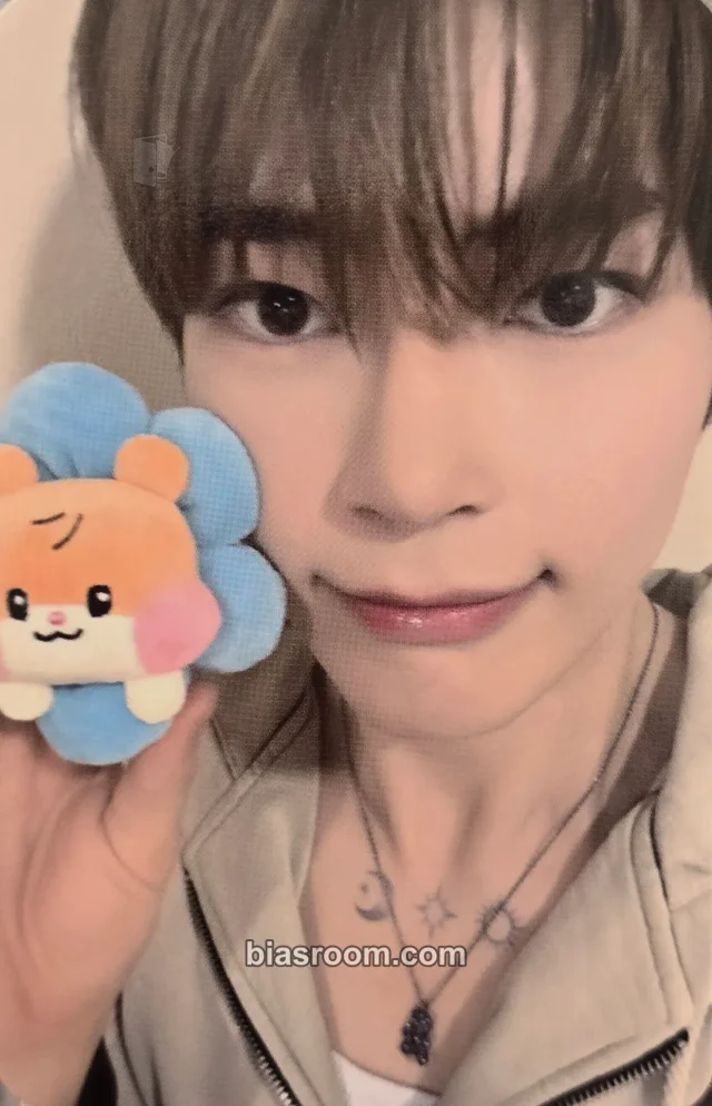 ZEROBASEONE - Hanbin - ZB1 x LINE FRIENDS Other merch inclusion photocard holder