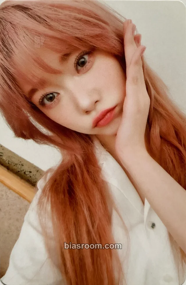 Billlie - Tsuki - The Billage of Perception: Chapter One Album album photocard A version