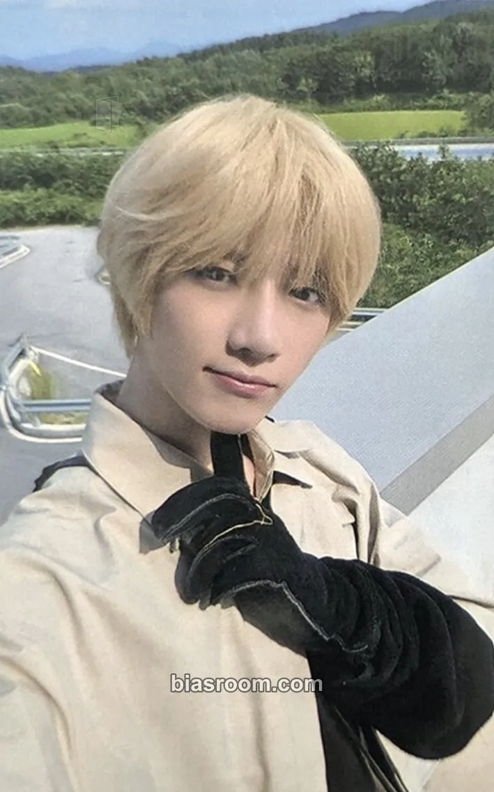 Beomgyu The Star Chapter: Sanctuary Photocard - TOMORROW X TOGETHER - TOMORROW X TOGETHER K-pop photocard