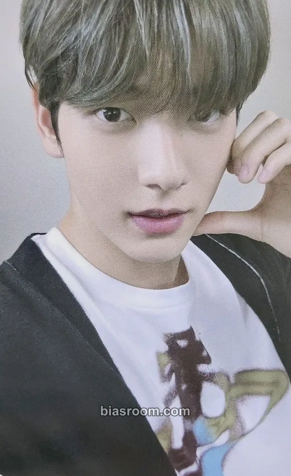 Soobin The Star Chapter: Sanctuary Photocard - TOMORROW X TOGETHER - TOMORROW X TOGETHER K-pop photocard
