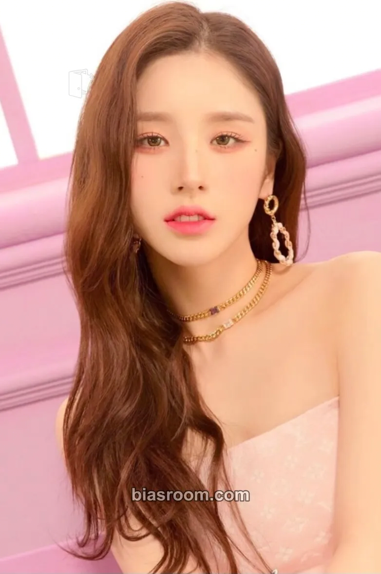 HeeJin Flip That Photocard - LOONA - LOONA K-pop photocard