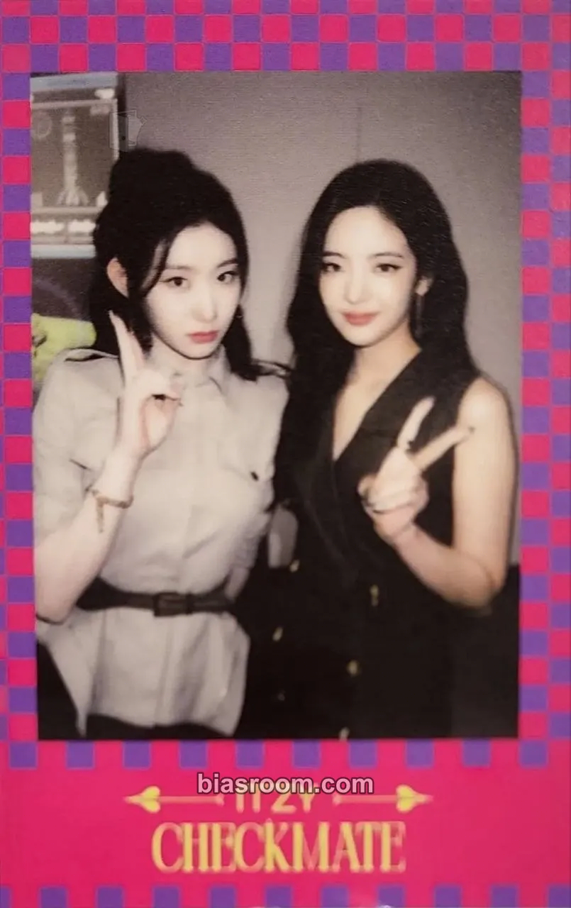 CHECKMATE Photocard - ITZY - ITZY K-pop photocard