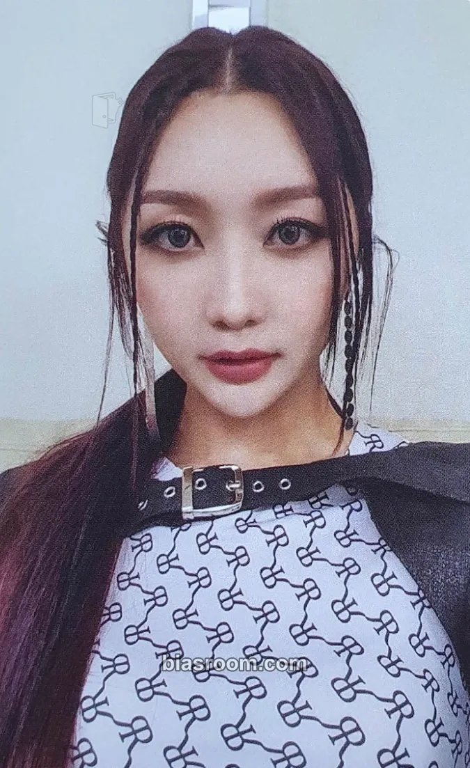 Minji Doomchita Photocard - Secret Number - Secret Number K-pop photocard