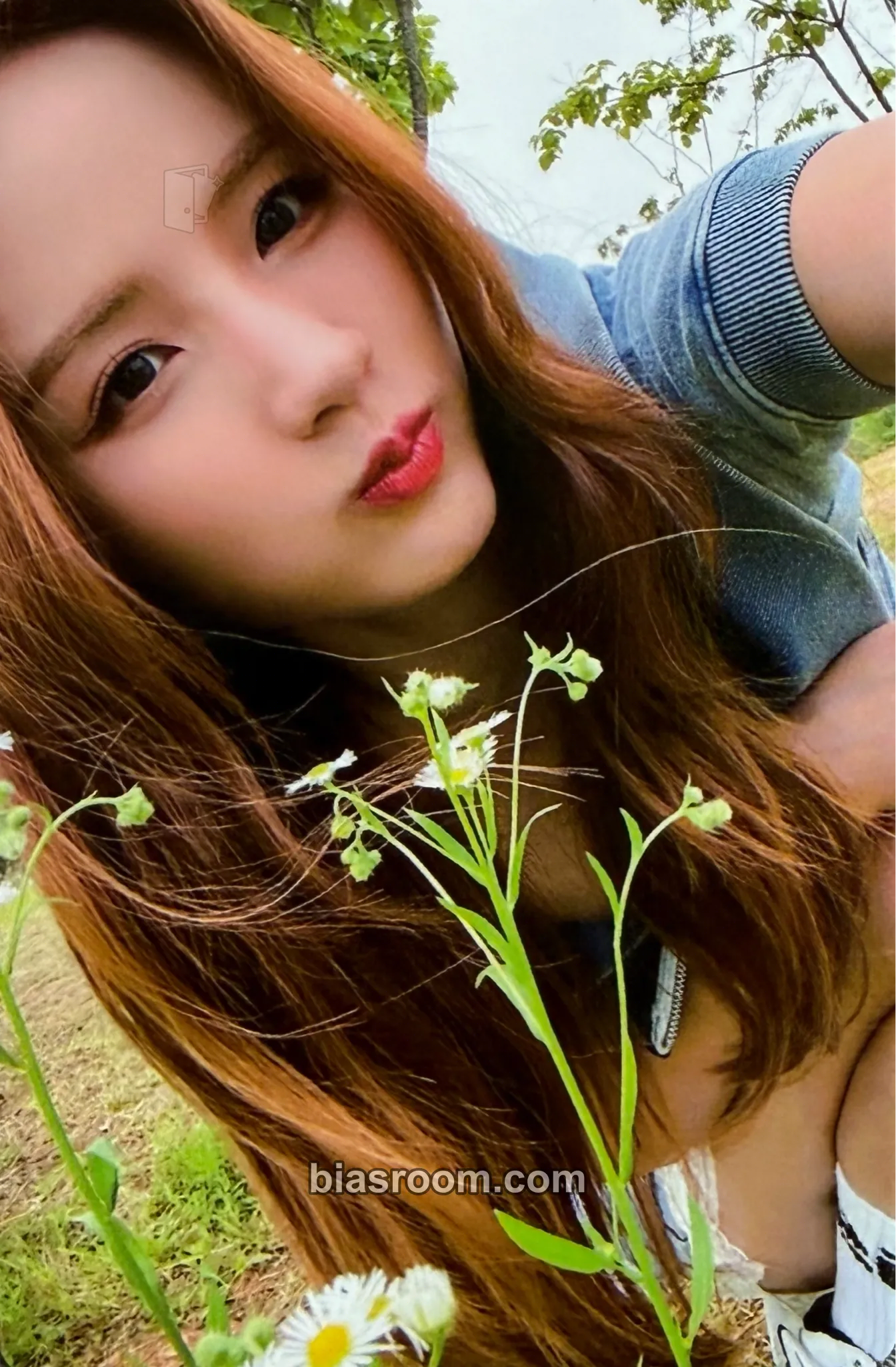 Jiyoon I'M ON IT! Photocard - ICHILLIN’ - ICHILLIN’ K-pop photocard