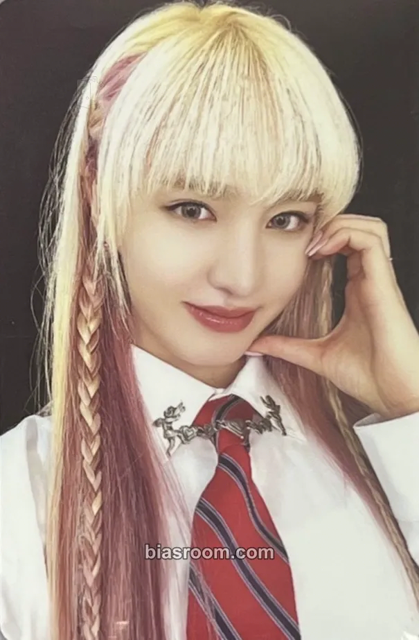Liz LOVE DIVE Photocard - IVE - IVE K-pop photocard