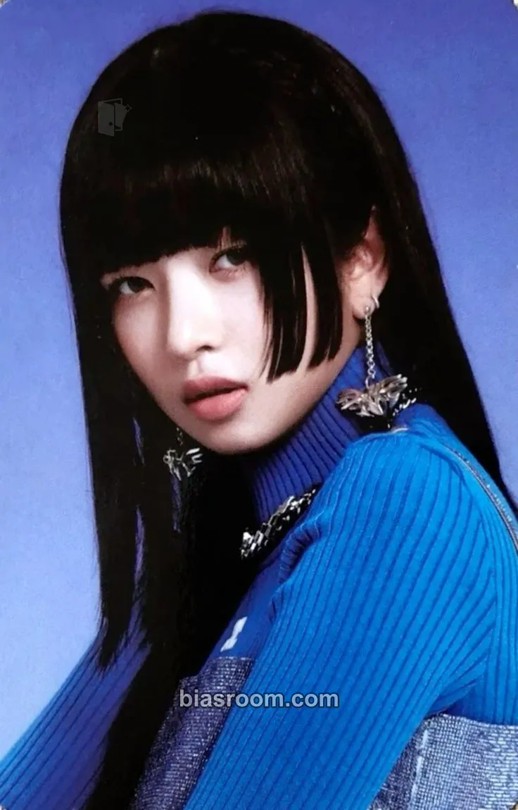 Rei LOVE DIVE Photocard - IVE - IVE K-pop photocard