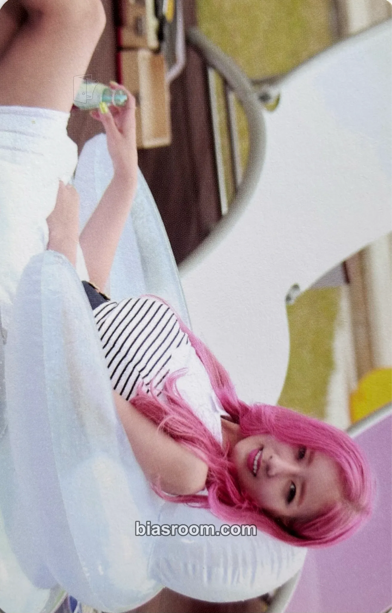 Bomi Pink Memory Photocard - Apink - Apink K-pop photocard