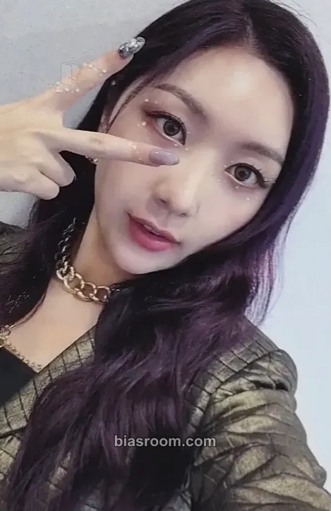 Minji Doomchita Photocard - Secret Number - Secret Number K-pop photocard