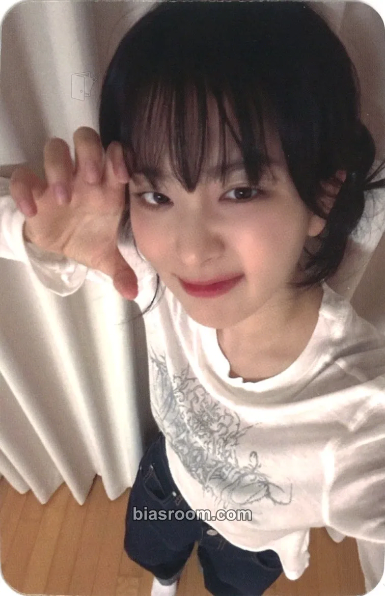 Seulgi Chill Kill Photocard - Red Velvet - Red Velvet K-pop photocard