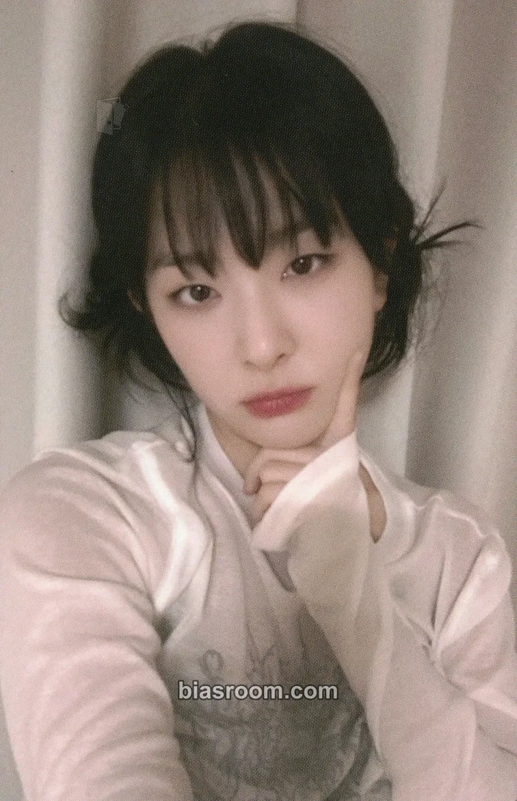Seulgi Chill Kill Photocard - Red Velvet - Red Velvet K-pop photocard