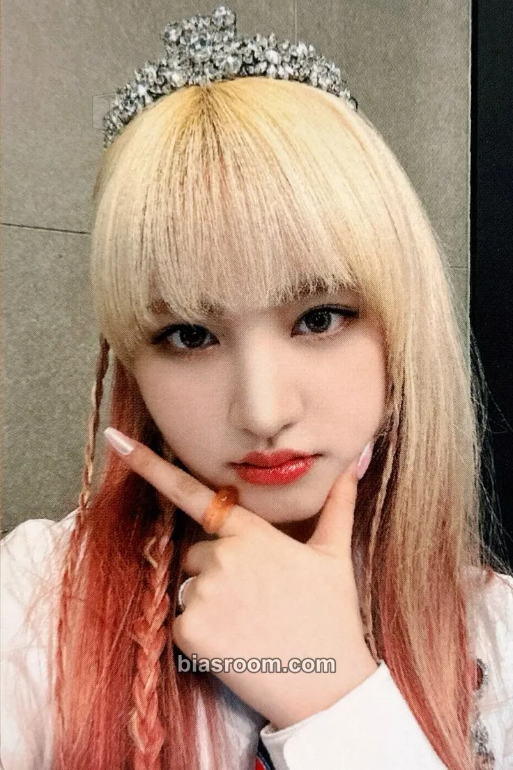 Liz LOVE DIVE Photocard - IVE - IVE K-pop photocard