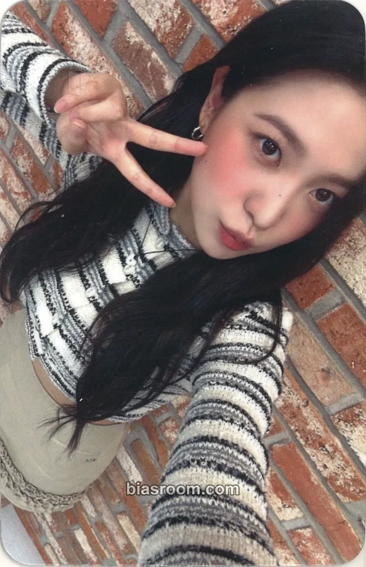 Yeri Chill Kill Photocard - Red Velvet - Red Velvet K-pop photocard