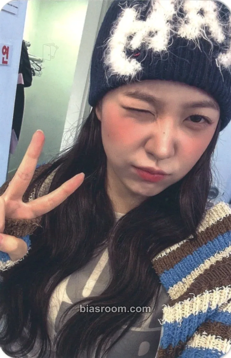 Yeri Chill Kill Photocard - Red Velvet - Red Velvet K-pop photocard