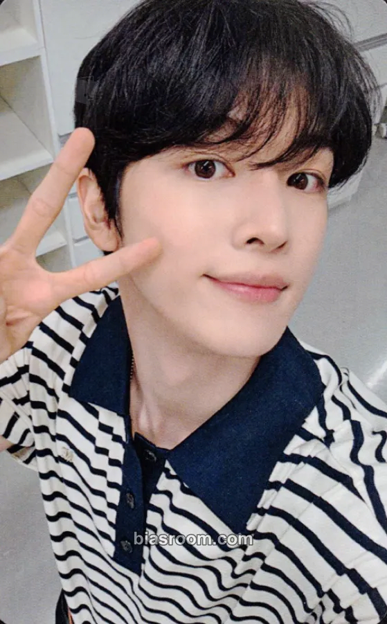 Sungchan Odyssey Photocard - RIIZE - RIIZE K-pop photocard