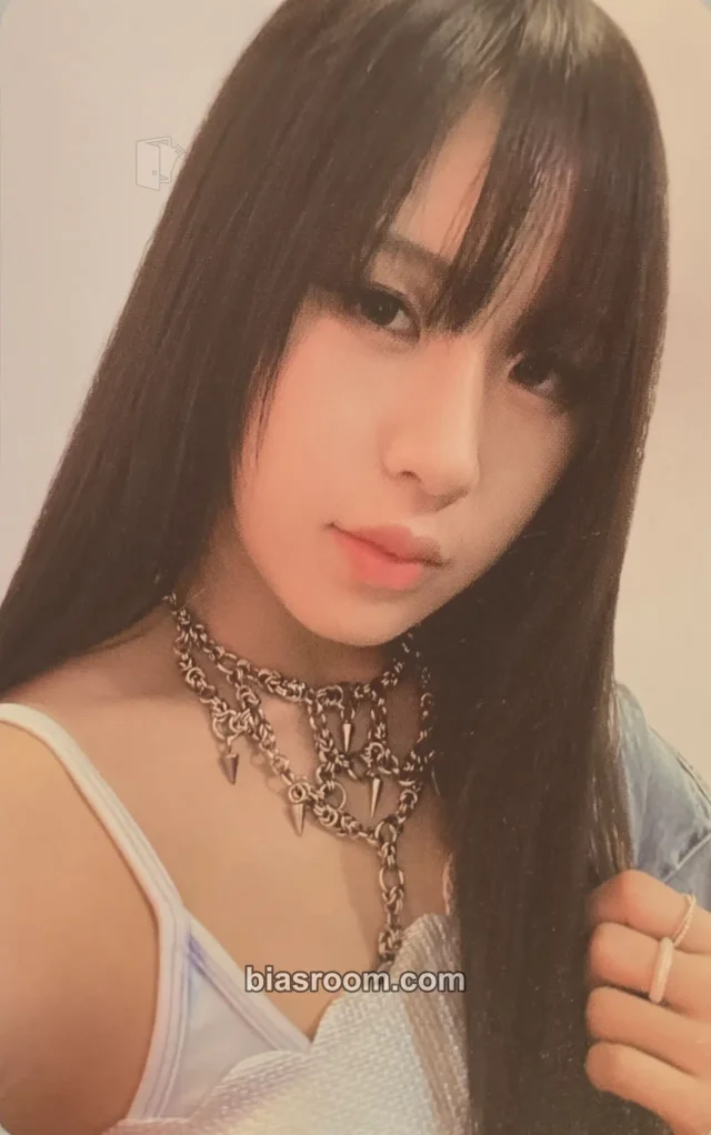 BADVILLAIN - INA - OVERSTEP Album album photocard over version