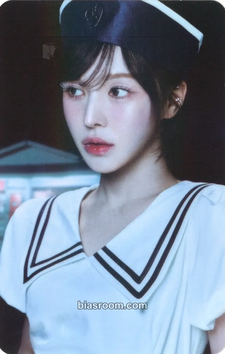 Wendy Cosmic Photocard - Red Velvet - Red Velvet K-pop photocard