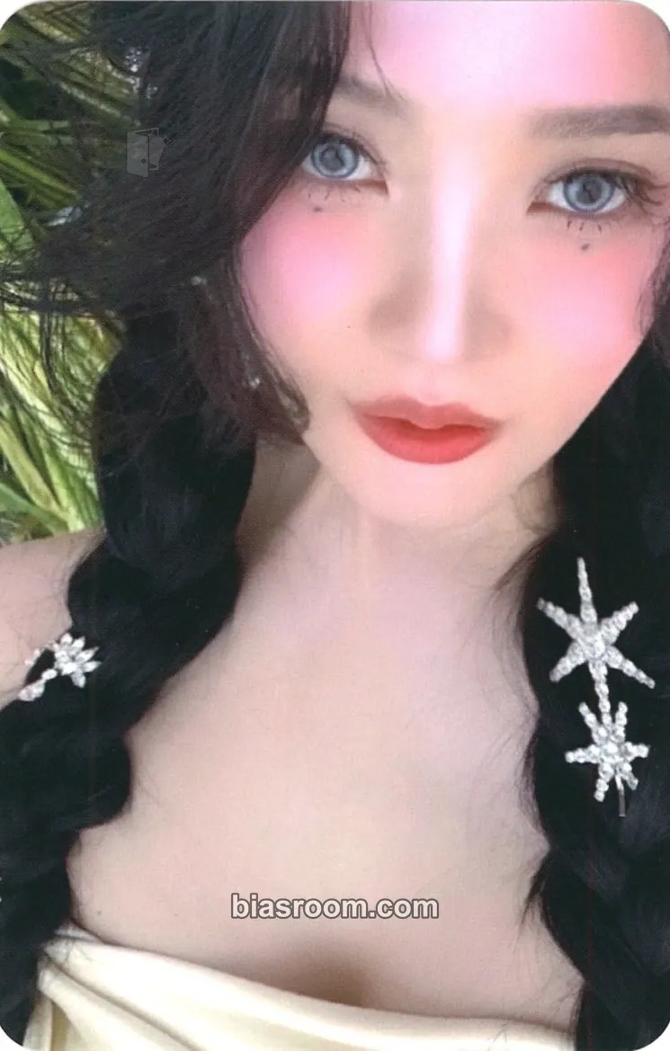 Joy Cosmic Photocard - Red Velvet - Red Velvet K-pop photocard