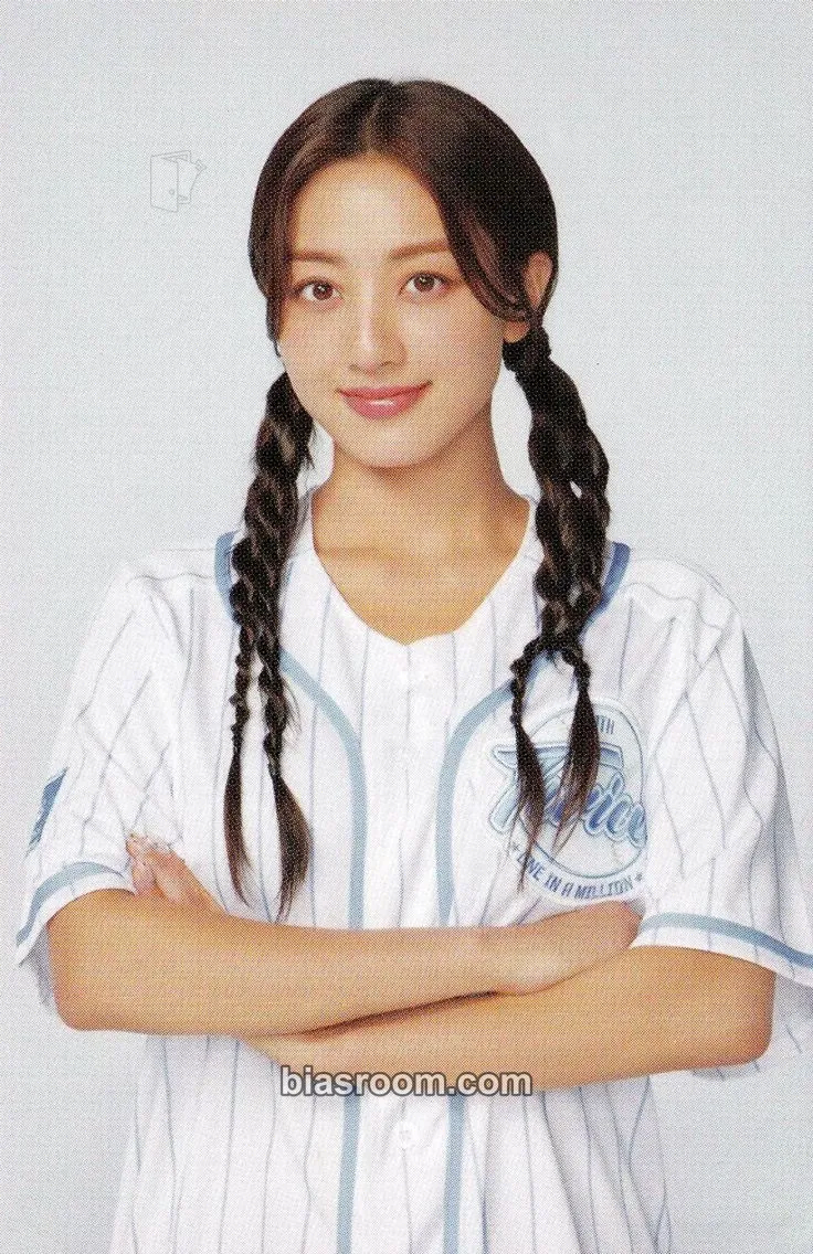 Jihyo HOME 9ROUND (9th Anniversary) Photocard - TWICE - TWICE K-pop photocard