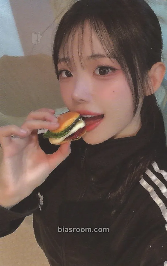 QWER - Hina - In a Million Noises, I'll Be Your Harmony Album weverse live pob (pre-order benefit)