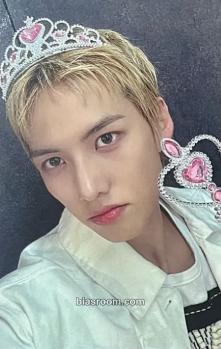 Seongil Trophy Photocard - 82Major - 82Major K-pop photocard