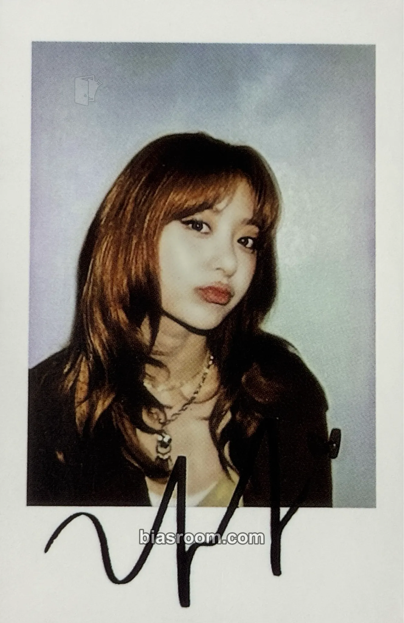 Huh Yunjin HOT Photocard - LE SSERAFIM - LE SSERAFIM K-pop photocard