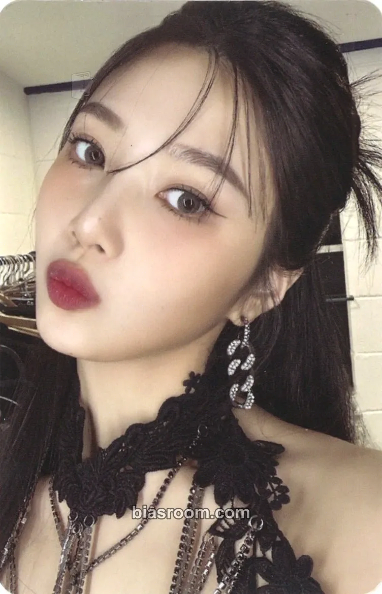 Joy Red Velvet 4th Concert : R to V Photocard - Red Velvet - Red Velvet K-pop photocard