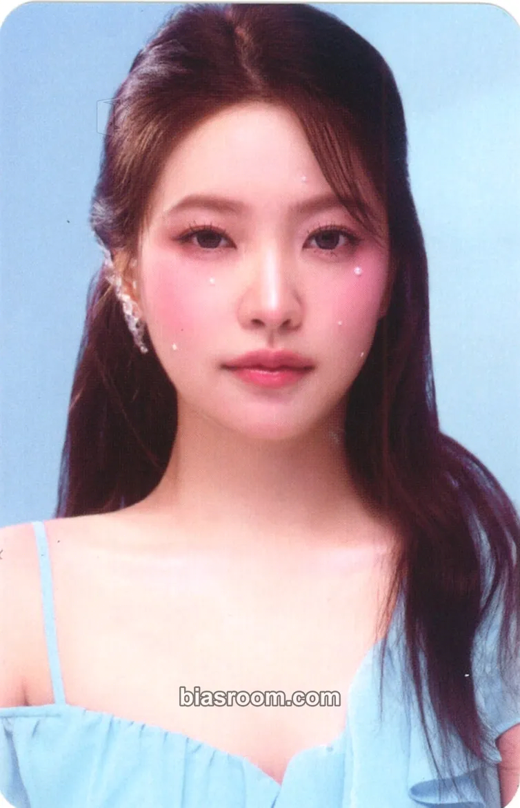 Yeri 2025 Season's Greeting Photocard - Red Velvet - Red Velvet K-pop photocard