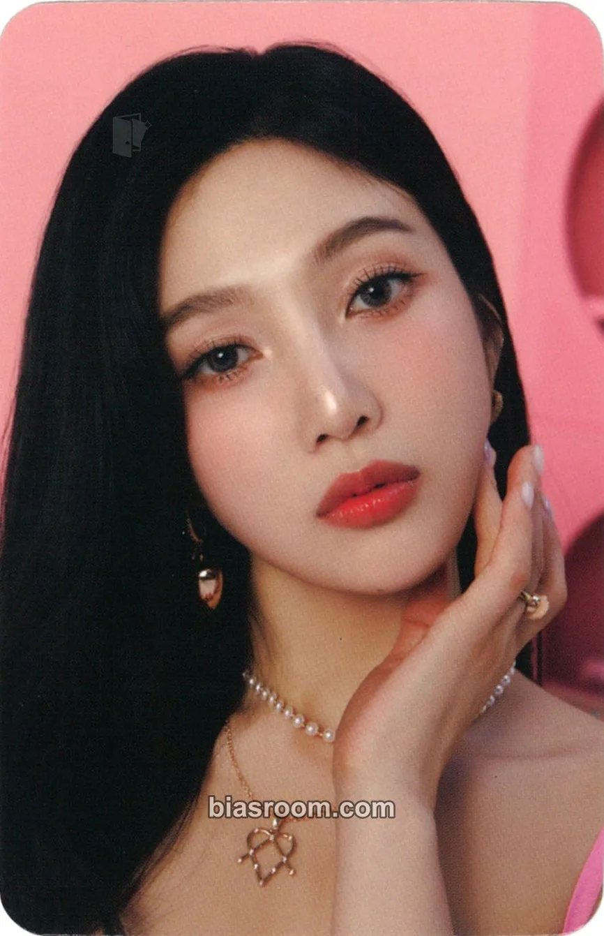 Joy 2024 Season's Greetings Photocard - Red Velvet - Red Velvet K-pop photocard